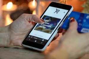Future of E-commerce: Trends to Watch in 2025 and Beyond